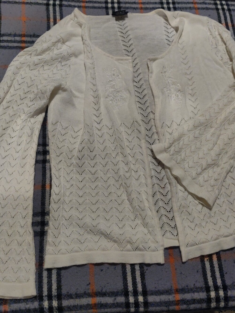 Women's Cream Openwork Knit Cardigan Sweater W Embroidery Size Large Ramie Cotto